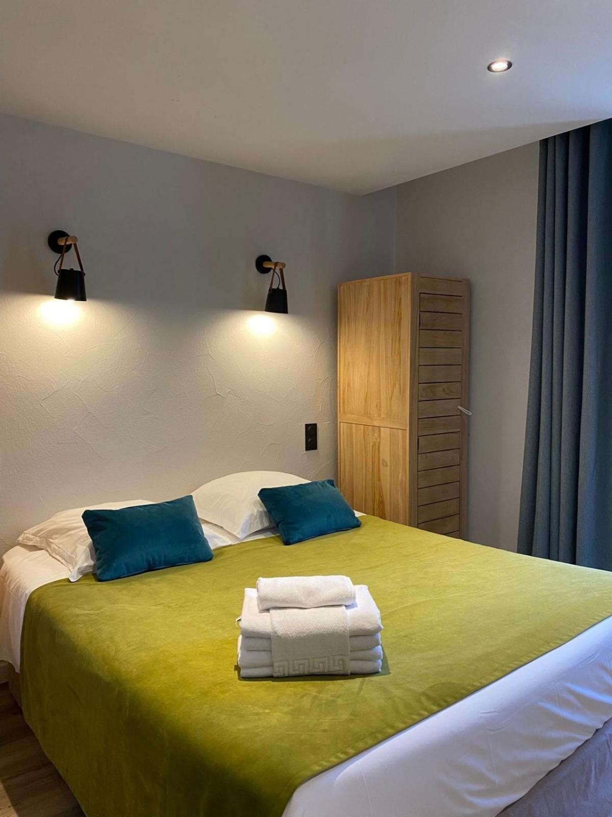 Hotel Et Appart'Hotel De L'Hermitage 톤느 외부 사진